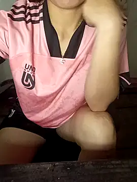 Lavi sexy07 online show from April 14, 2026, 3:40 pm