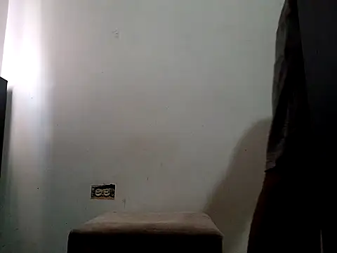 Snapshot of Ironid chatting on February 19, 2026, 7:21 pm Ironid online show from February 19, 2026, 7:21 pm