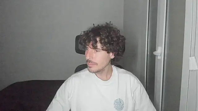 Snapshot of joaquin420_hot chatting on February 16, 2026, 10:50 pm joaquin420 hot online show from February 16, 2026, 10:50 pm