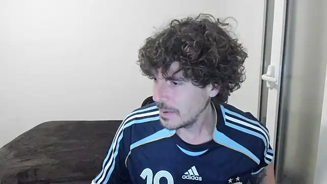 Snapshot of joaquin420_hot chatting on February 20, 2026, 9:59 pm joaquin420 hot online show from February 20, 2026, 9:59 pm