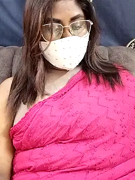 Snapshot of Revanthika-27 chatting on February 9, 2026, 5:28 pm Revanthika-27 online show from February 9, 2026, 5:28 pm