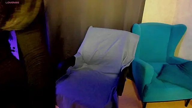 little  isabel online show from May 20, 2026, 1:34 am