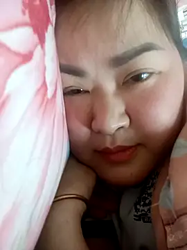 Snapshot of Kee-kimlee chatting on February 11, 2026, 4:23 pm Kee-kimlee online show from February 11, 2026, 4:23 pm