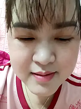 Snapshot of Kee-kimlee chatting on February 26, 2026, 1:43 pm Kee-kimlee online show from February 26, 2026, 1:43 pm