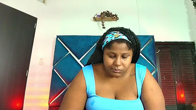 Snapshot of AlexaRousse4u chatting on April 19, 2026, 2:22 am AlexaRousse4u online show from April 19, 2026, 2:22 am