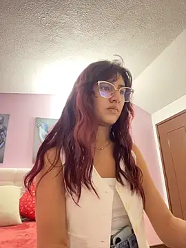 VelariaSoft online show from April 8, 2026, 12:49 pm