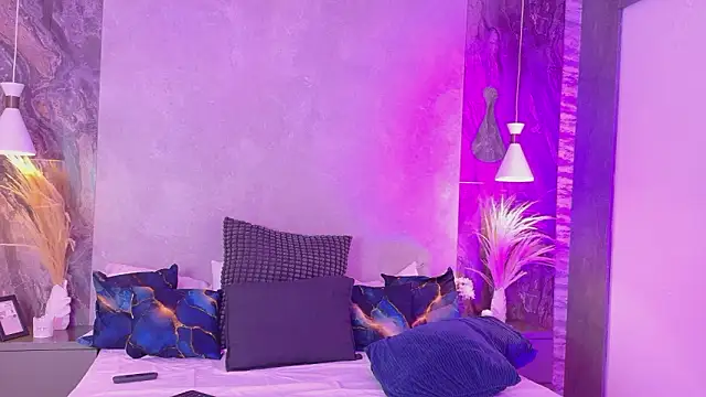 Hannah-Prada online show from February 28, 2026, 11:22 am