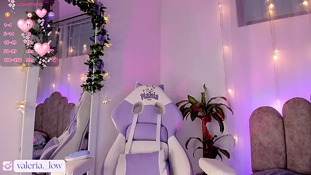 Snapshot of Nahialov chatting on February 13, 2026, 1:01 am Nahialov online show from February 13, 2026, 1:01 am