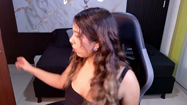 Sophie19   online show from February 25, 2026, 12:26 pm