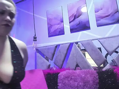 CurvaDorada noa online show from February 16, 2026, 7:21 pm