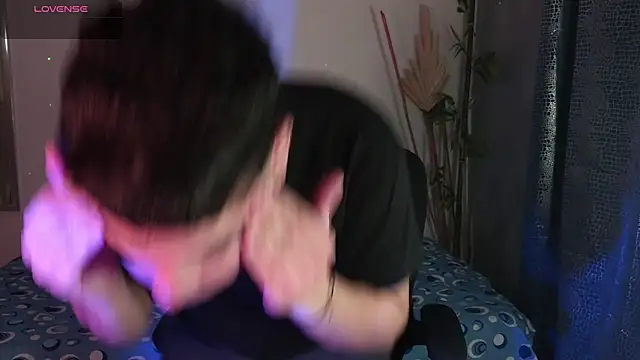 Snapshot of eithan_jonnes chatting on March 1, 2026, 8:44 pm eithan jonnes online show from March 1, 2026, 8:44 pm