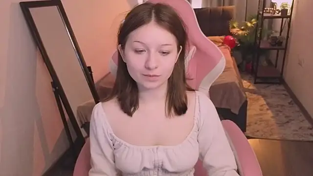 XShyBabyFloraX online show from February 22, 2026, 1:20 pm