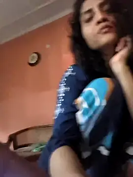 Snapshot of sexysilmy chatting on February 28, 2026, 7:09 am sexysilmy online show from February 28, 2026, 7:09 am