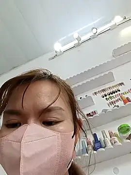 Trang26 online show from February 11, 2026, 4:39 am