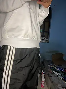 mondacuo3000 online show from March 9, 2026, 8:46 pm