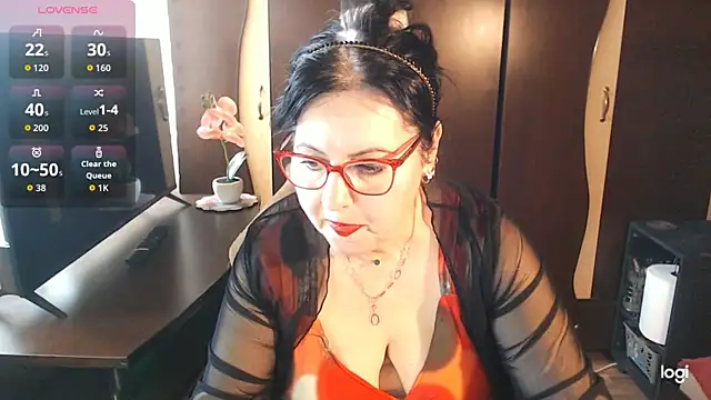 exiMIlf online show from April 5, 2026, 10:45 am