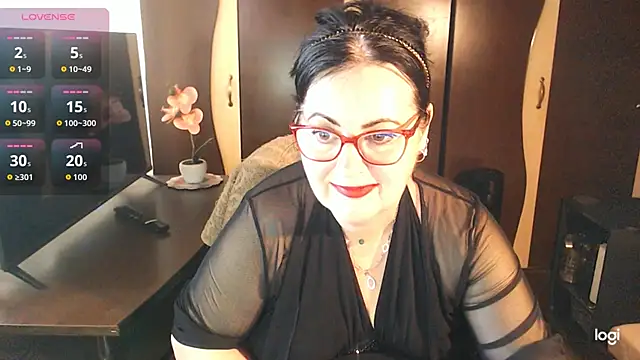 exiMIlf online show from June 8, 2026, 10:48 am