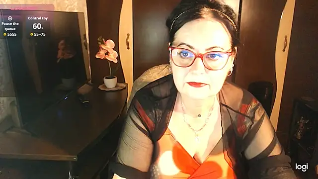 exiMIlf online show from June 10, 2026, 5:56 pm