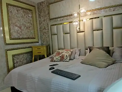 Veronica hottie online show from February 26, 2026, 1:32 pm