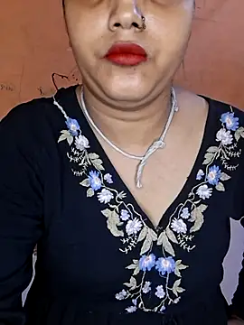 Nency Love143 online show from June 6, 2026, 6:34 pm