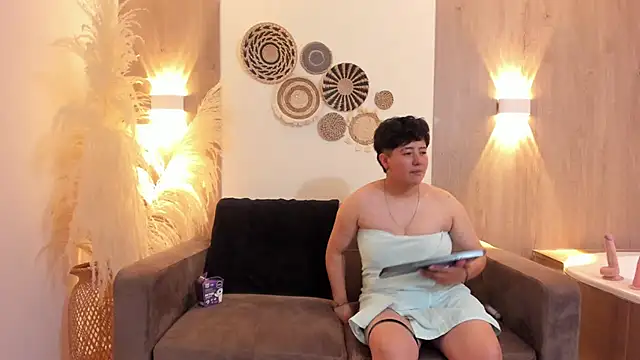 Gaia n Nix online show from February 15, 2026, 7:54 pm