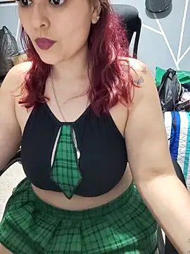 haffsa   online show from April 18, 2026, 11:05 pm