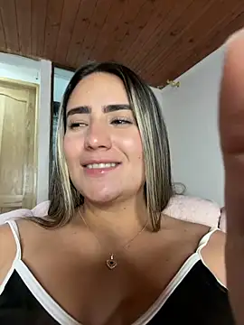 Miilana  online show from May 3, 2026, 5:02 am