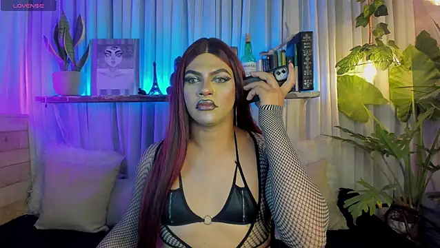 Miss-liaa online show from March 11, 2026, 11:44 pm