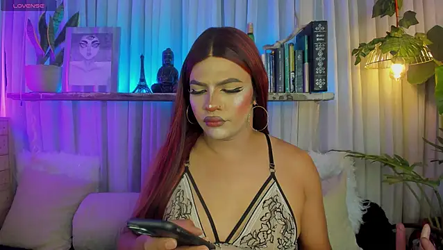 Miss-liaa online show from March 25, 2026, 6:03 pm