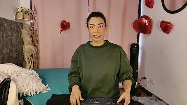 Snapshot of MelanyStone_ chatting on February 21, 2026, 12:28 pm MelanyStone online show from February 21, 2026, 12:28 pm