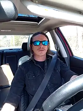 ShadowLove85 online show from April 9, 2026, 6:13 pm