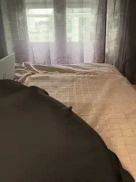 kingXqueenXX online show from April 2, 2026, 8:01 am