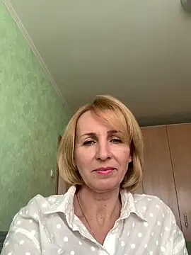 Snapshot of VeltaMur975 chatting on February 18, 2026, 10:00 am VeltaMur975 online show from February 18, 2026, 10:00 am