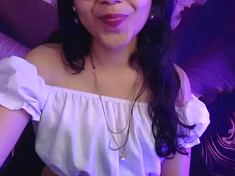 its-sarika01 online show from June 8, 2026, 6:47 am