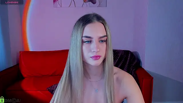 Snapshot of Silen_Tori chatting on February 23, 2026, 2:20 am Silen Tori online show from February 23, 2026, 2:20 am