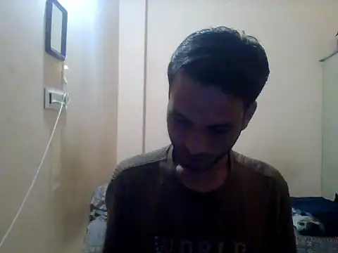 Snapshot of Beinghorny83 chatting on February 22, 2026, 6:02 am Beinghorny83 online show from February 22, 2026, 6:02 am