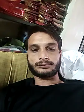 Beinghorny83 online show from April 16, 2026, 2:12 am