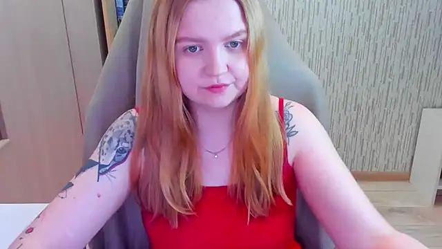 AnitaXVine online show from April 15, 2026, 7:58 pm