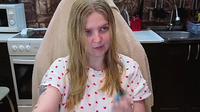 Snapshot of AnitaXVine chatting on June 15, 2026, 7:49 pm AnitaXVine online show from June 15, 2026, 7:49 pm