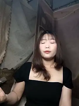 Girl-crazy1 online show from March 13, 2026, 7:04 am