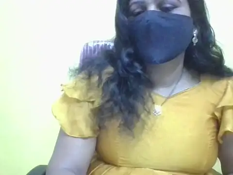 anu-reddyy online show from June 14, 2026, 4:58 am