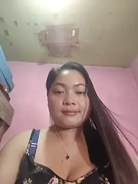 sweety pie18 online show from February 13, 2026, 2:46 pm