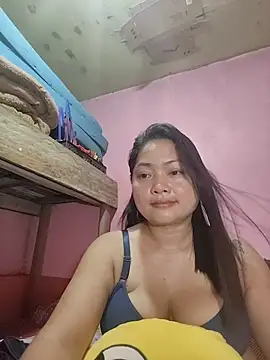 sweety pie18 online show from February 16, 2026, 12:56 pm