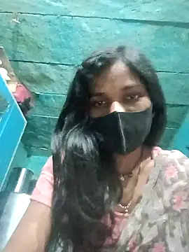 Snapshot of Desi_Couple_P chatting on February 13, 2026, 1:01 am Desi Couple P online show from February 13, 2026, 1:01 am