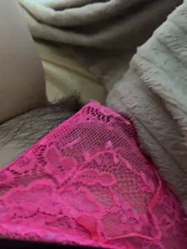 Snapshot of LixuryBaby chatting on February 12, 2026, 10:21 am LixuryBaby online show from February 12, 2026, 10:21 am