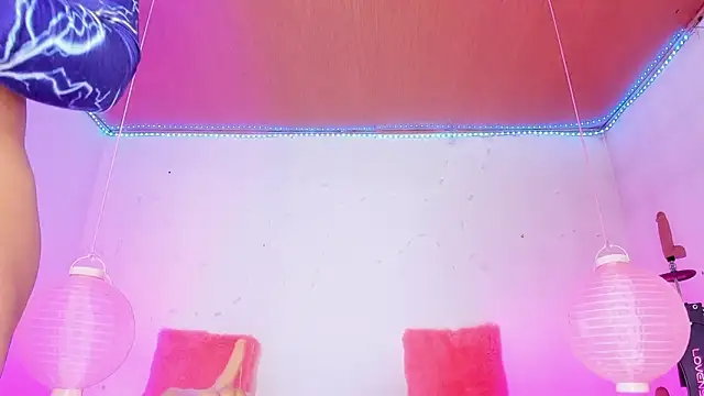 Snapshot of karol_kane chatting on February 28, 2026, 2:29 pm karol kane online show from February 28, 2026, 2:29 pm