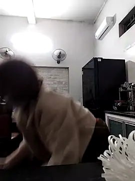 Snapshot of NIANSED chatting on February 18, 2026, 1:40 pm NIANSED online show from February 18, 2026, 1:40 pm