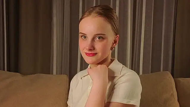 Snapshot of KirstinMcgeady chatting on February 28, 2026, 11:33 am KirstinMcgeady online show from February 28, 2026, 11:33 am