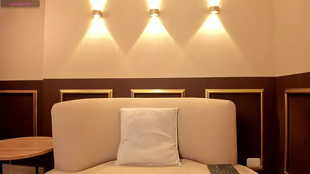 Snapshot of ZiaCarter_ chatting on February 17, 2026, 3:25 am ZiaCarter online show from February 17, 2026, 3:25 am