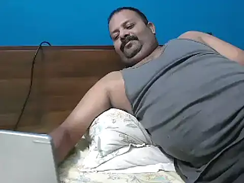 Snapshot of simpleboldman2026 chatting on February 21, 2026, 4:19 pm simpleboldman2026 online show from February 21, 2026, 4:19 pm